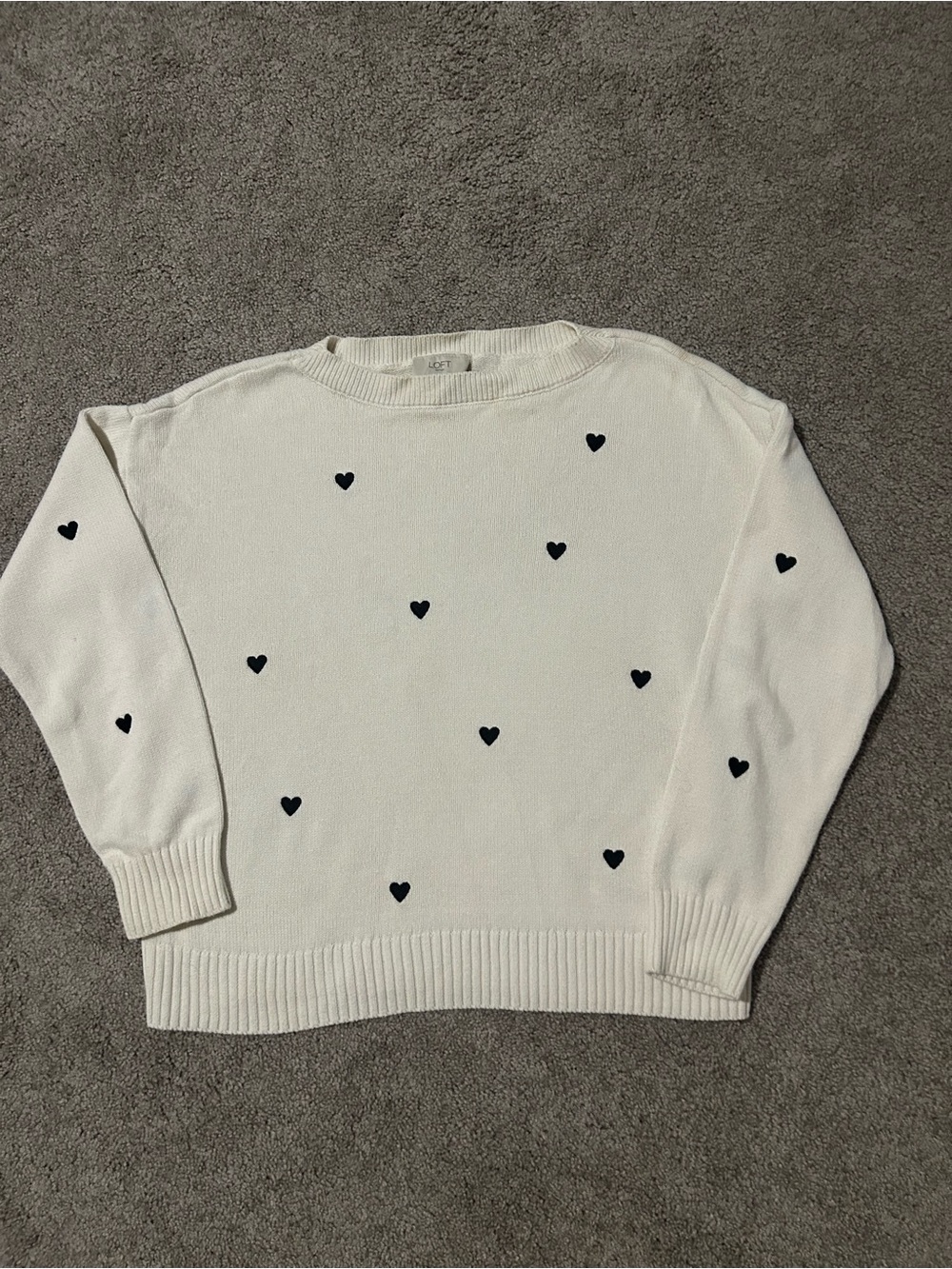 LOFT Outlet Heart Sweater – Size Medium